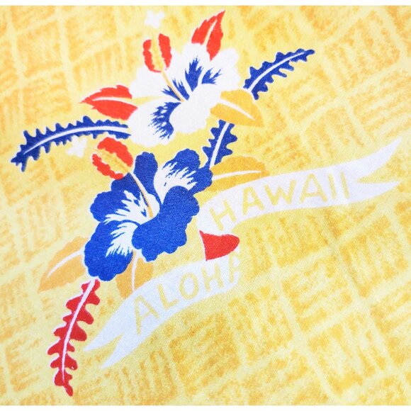 Vintage 50s / 60s Womens Hawaiian Dress Tiki  Gods Underwater Scene Yellow S/XS - Picture 11 of 15